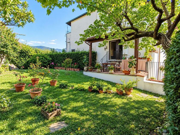 casa indipendente in vendita ad Itri