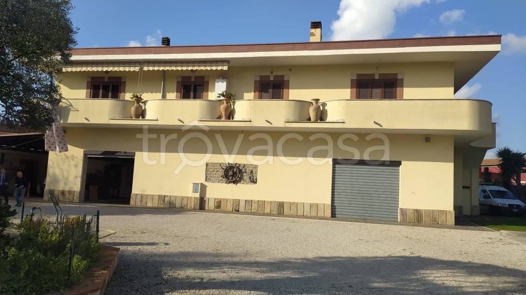 casa indipendente in vendita a Latina in zona Borgo San Michele