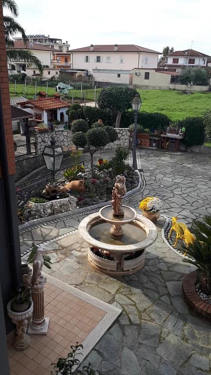 casa indipendente in vendita a Latina in zona Borgo San Michele