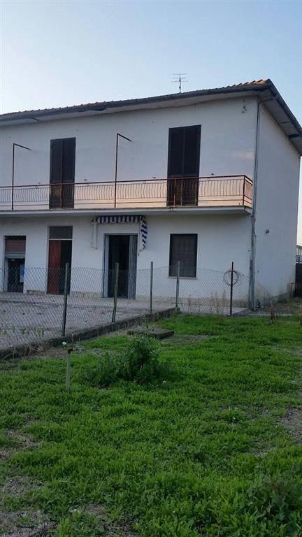 casa indipendente in vendita a Latina in zona Borgo Carso
