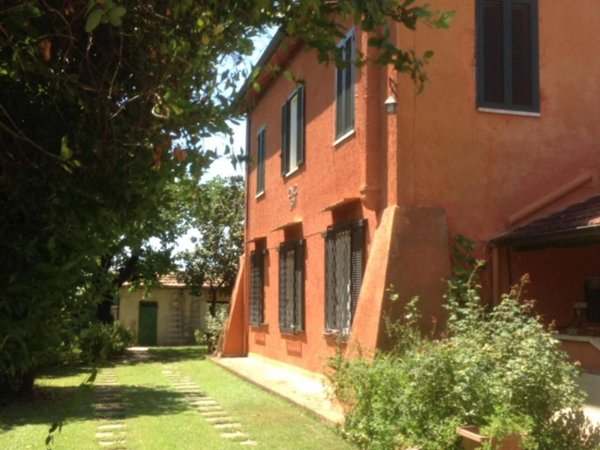 casa indipendente in vendita a Latina in zona Borgo Podgora