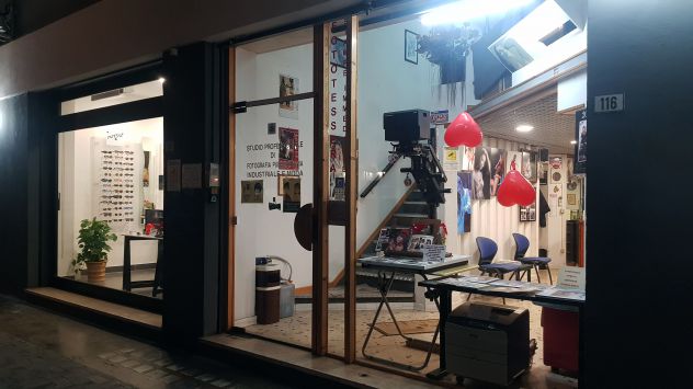 locale commerciale in vendita a Latina