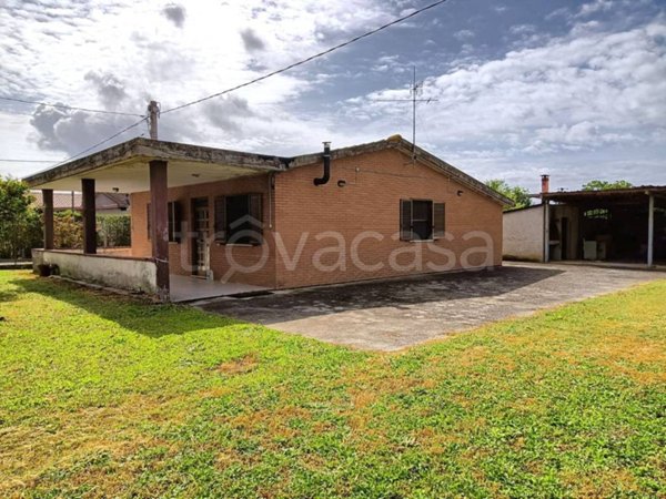 casa indipendente in vendita a Latina