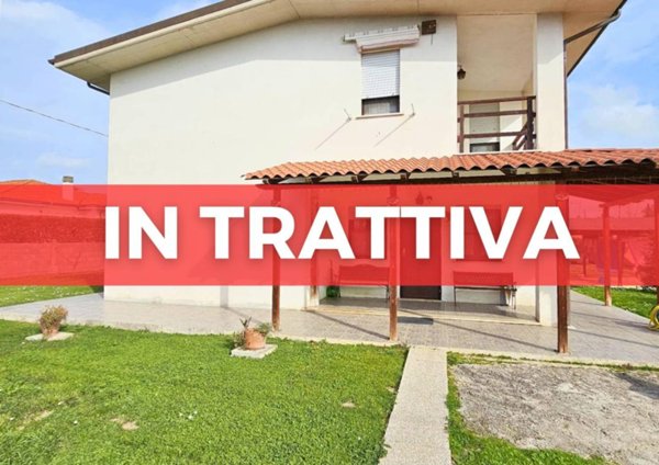 casa indipendente in vendita a Latina in zona Borgo Sabotino