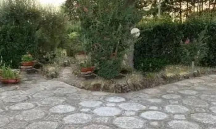 casa indipendente in vendita a Latina in zona Borgo Montello
