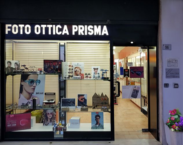negozio in vendita a Latina in zona Borgo Sabotino