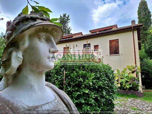casa indipendente in vendita a Latina in zona Borgo Grappa