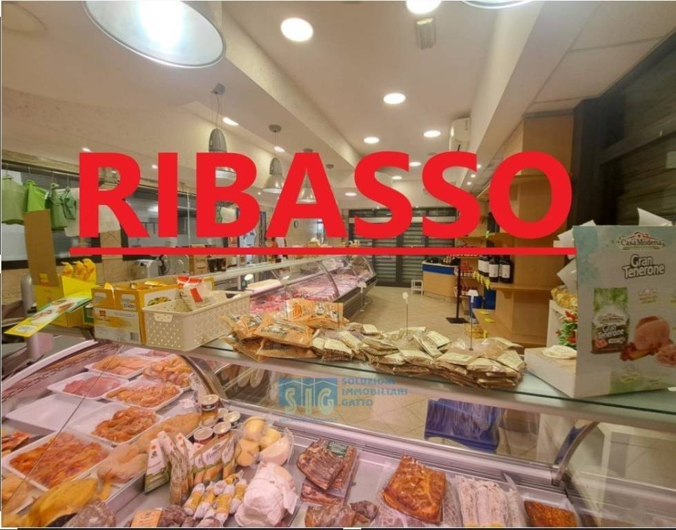 negozio in vendita a Latina
