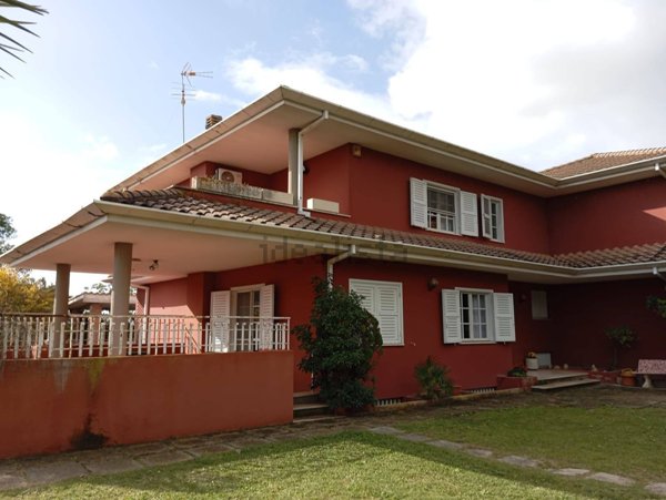 casa indipendente in vendita a Latina in zona Fogliano