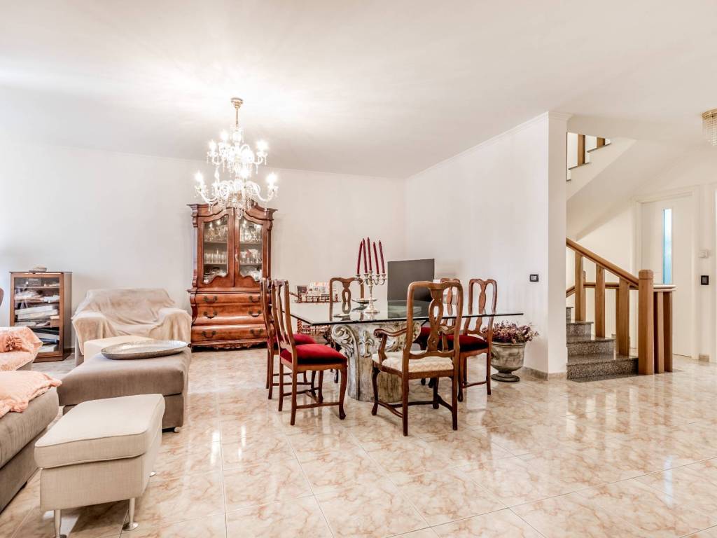 casa indipendente in vendita a Latina in zona Latina Scalo