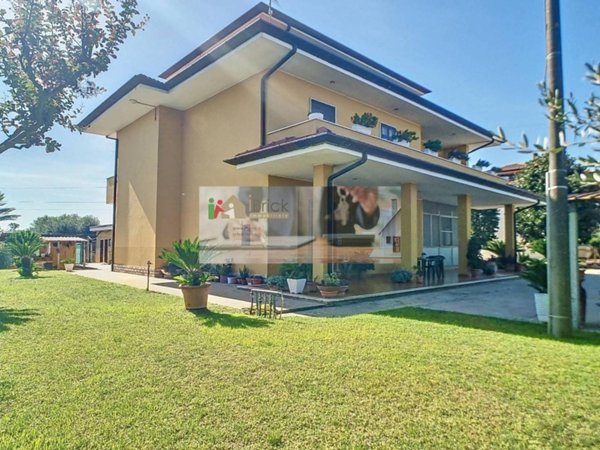 casa indipendente in vendita a Latina in zona Borgo Podgora