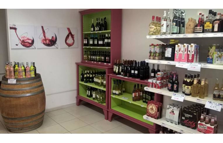 negozio in vendita a Latina in zona Latina Scalo
