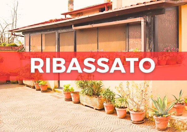 casa indipendente in vendita a Latina in zona Le Ferriere