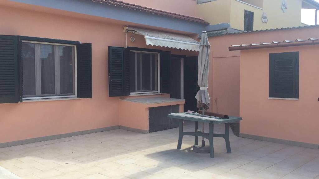 casa indipendente in vendita a Latina in zona Borgo Sabotino