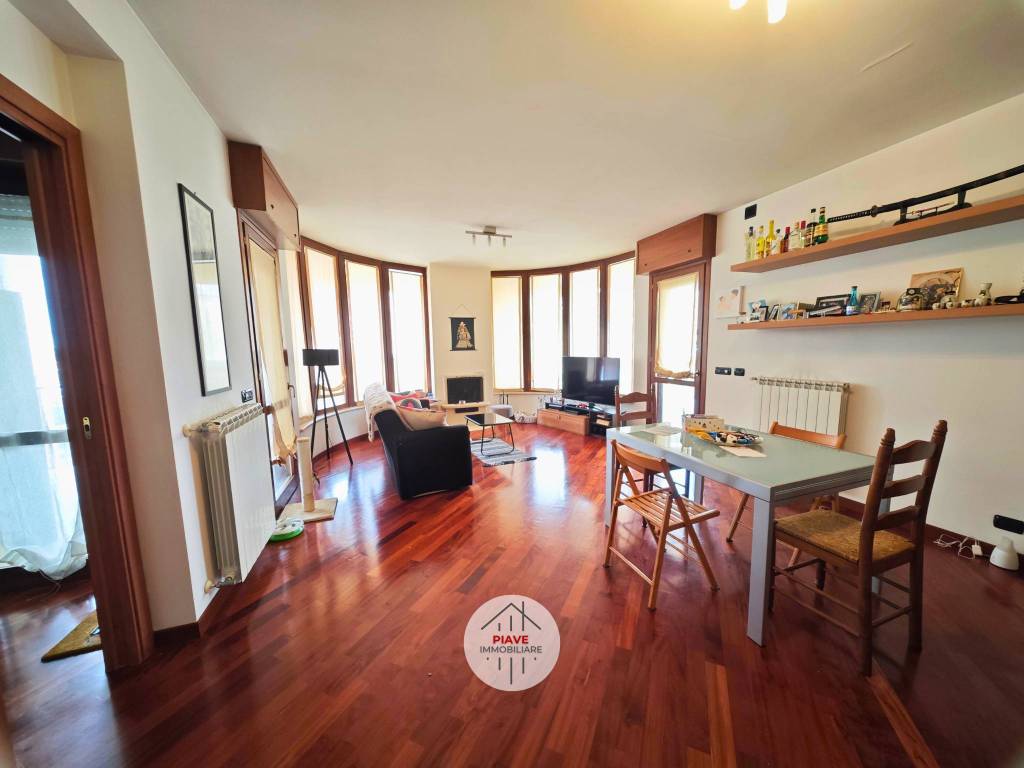 appartamento in vendita a Latina in zona Centro Città