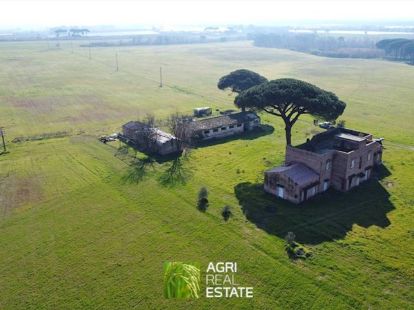 terreno agricolo in vendita a Latina in zona Acciarella