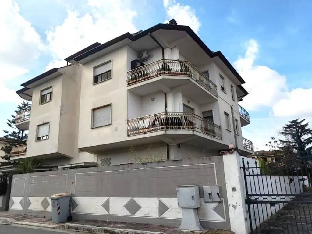 appartamento in vendita a Latina