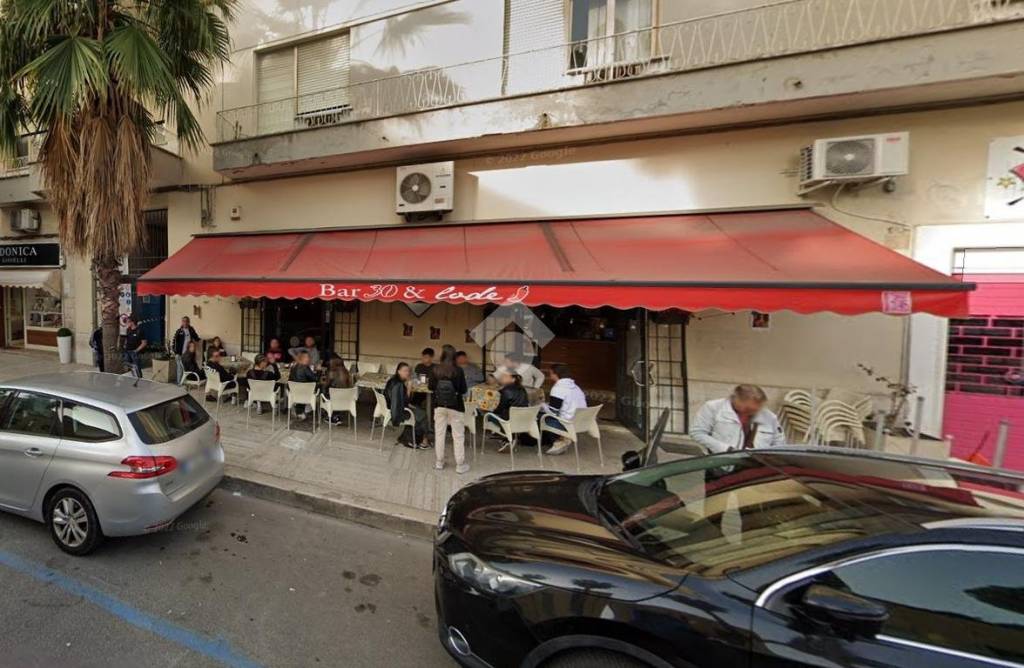 negozio in vendita a Latina in zona Centro Città