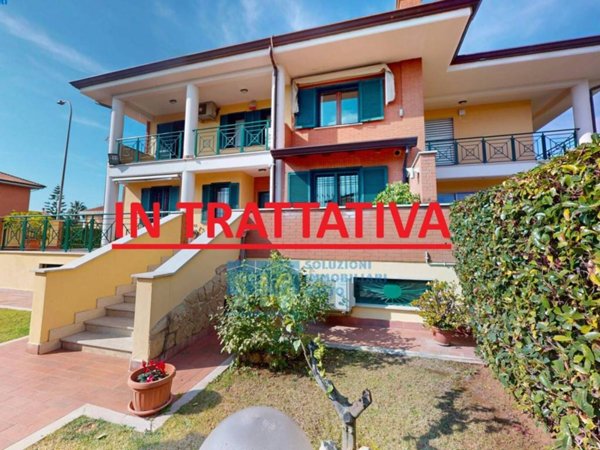 casa indipendente in vendita a Latina
