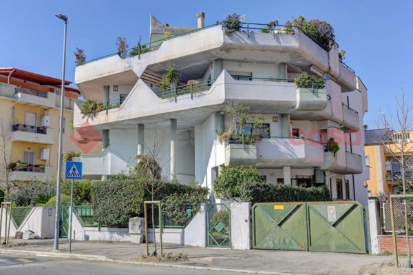 appartamento in vendita a Latina in zona Centro Città