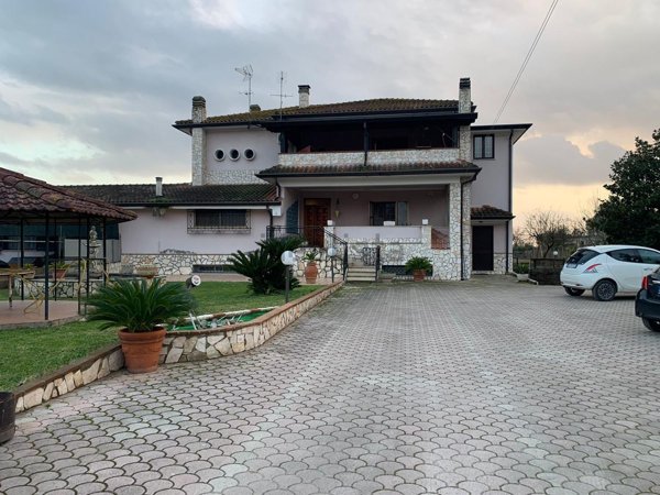casa indipendente in vendita a Latina in zona Borgo Bainsizza