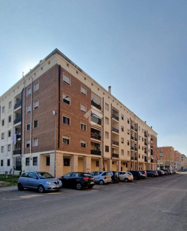 appartamento in vendita a Latina in zona Centro Città