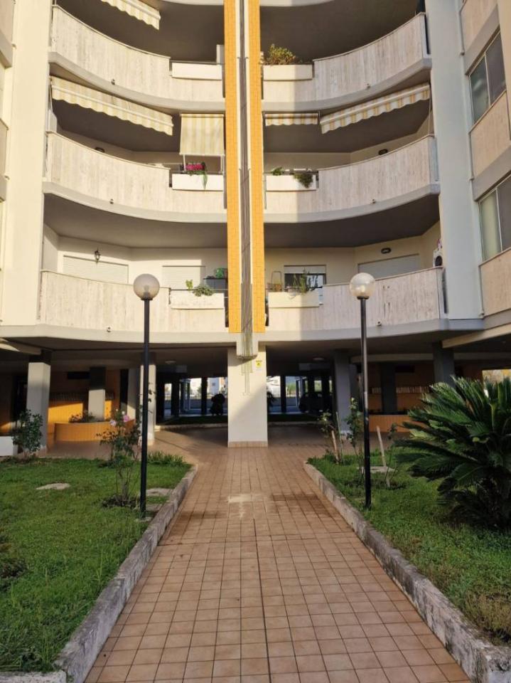 appartamento in vendita a Latina in zona Latina Scalo