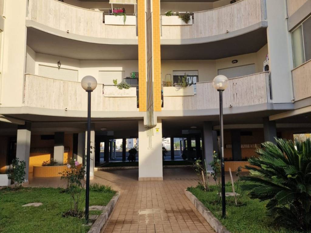 appartamento in vendita a Latina in zona Latina Scalo