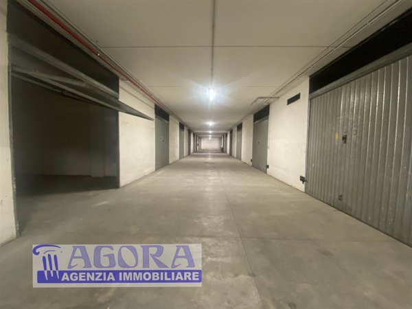 locale di sgombero in vendita a Latina