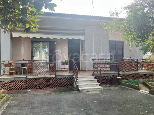 casa indipendente in vendita a Latina in zona Borgo San Michele