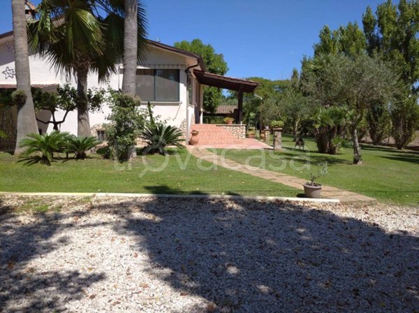 casa indipendente in vendita a Latina in zona Borgo Sabotino