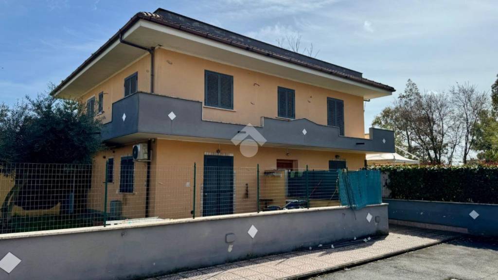 appartamento in vendita a Latina in zona Borgo Santa Maria