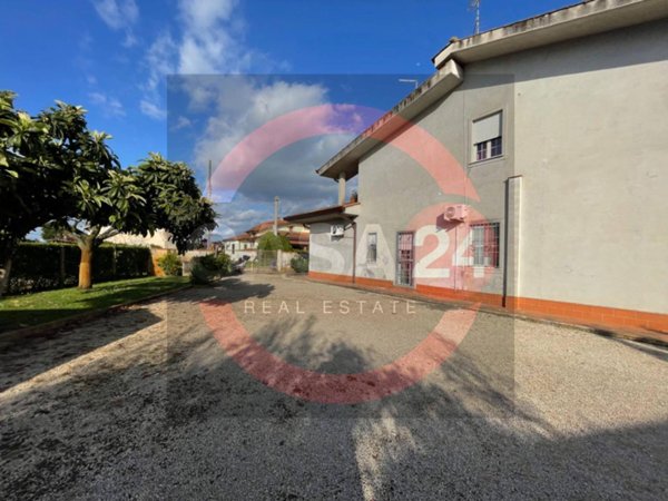 casa indipendente in vendita a Latina in zona Borgo Bainsizza