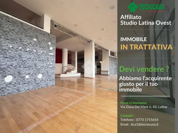 negozio in vendita a Latina in zona Centro Città