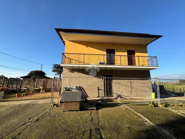appartamento in vendita a Latina in zona Borgo Montello