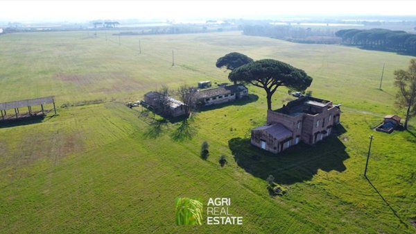 terreno agricolo in vendita a Latina in zona Le Ferriere