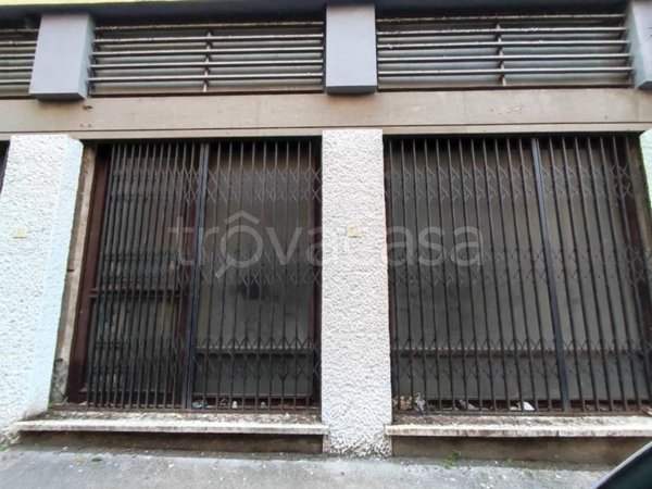negozio in vendita a Latina in zona Centro Città