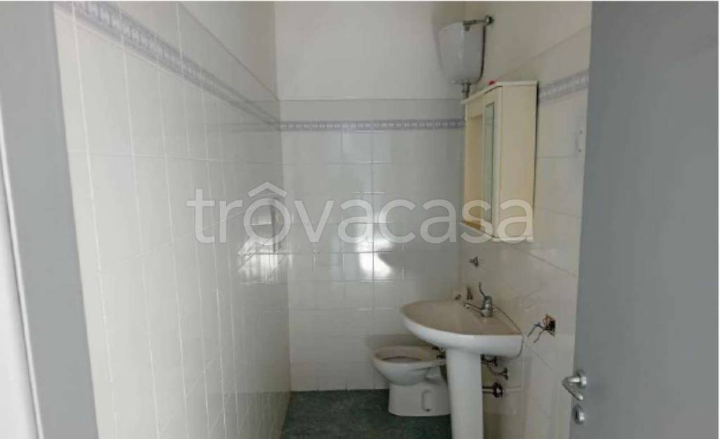 ufficio in vendita a Latina in zona Centro Città