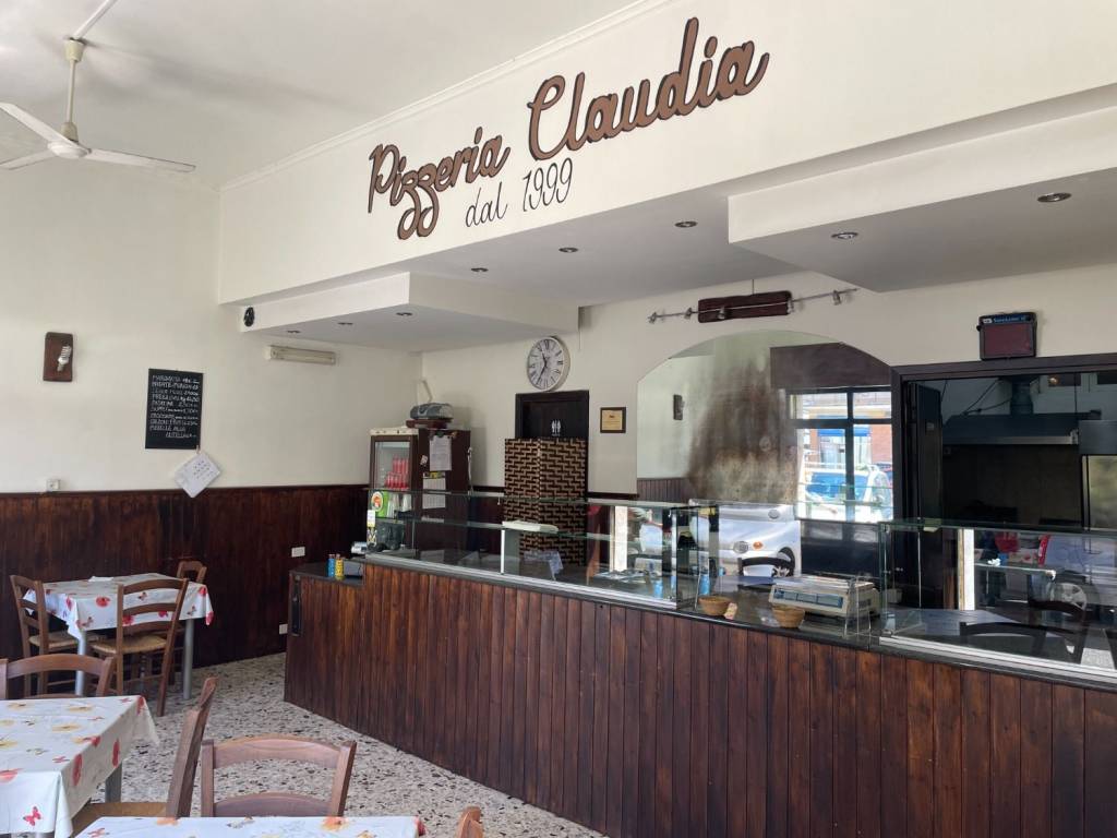negozio in vendita a Latina