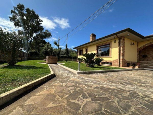 casa indipendente in vendita a Latina in zona Borgo San Michele