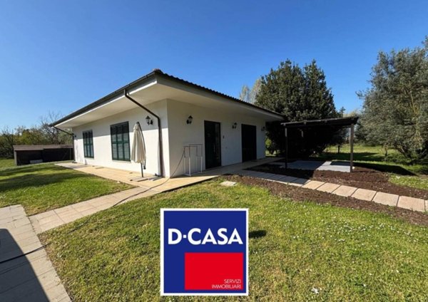 casa indipendente in vendita a Latina in zona Borgo Grappa