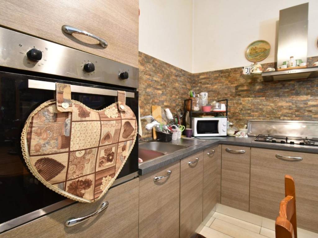 casa indipendente in vendita a Latina in zona Latina Scalo
