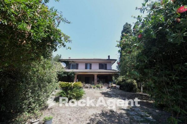 casa indipendente in vendita a Latina in zona Borgo Sabotino