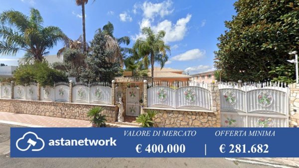casa indipendente in vendita a Latina