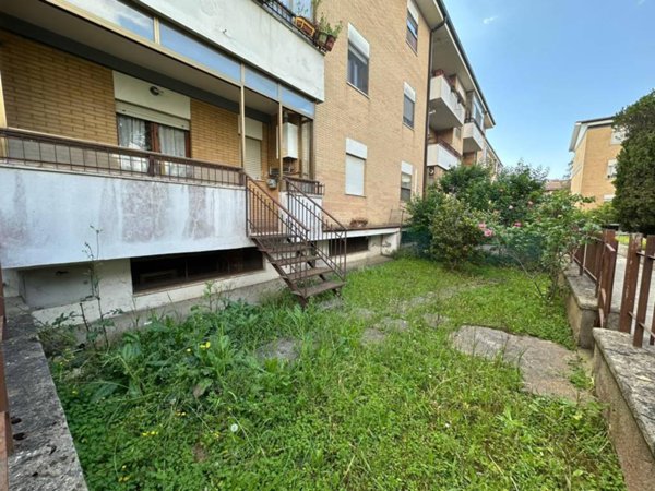 casa indipendente in vendita a Latina