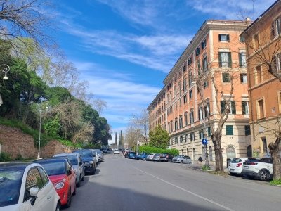 negozio in vendita a Latina