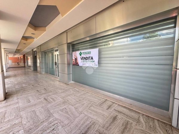 ufficio in vendita a Latina in zona Centro Città