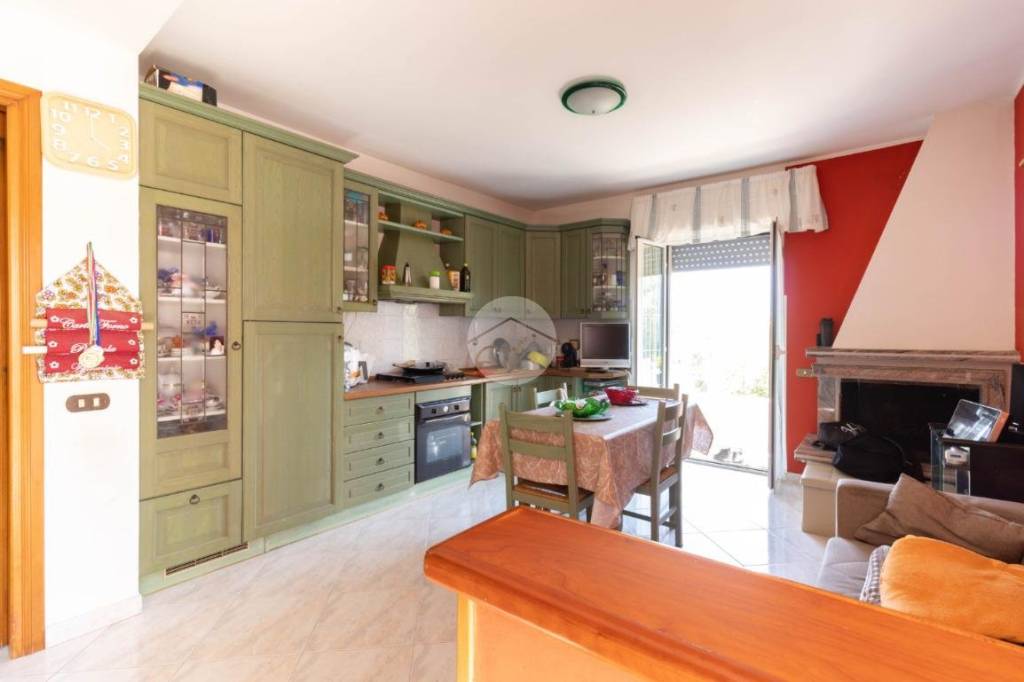 casa indipendente in vendita a Latina