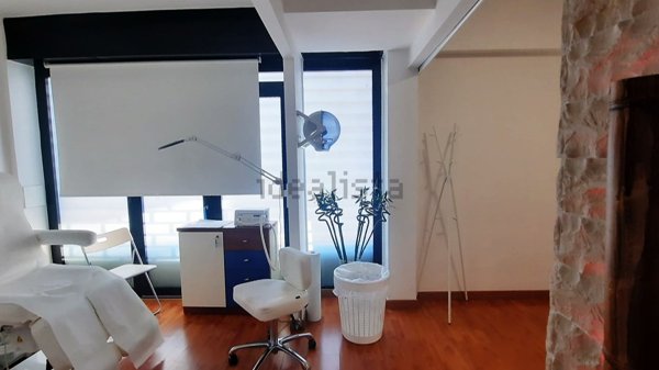 locale commerciale in vendita a Latina in zona Borgo Sabotino