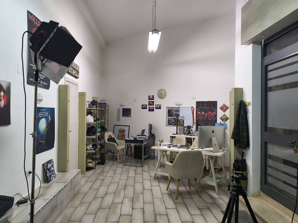 negozio in vendita a Latina in zona Centro Città